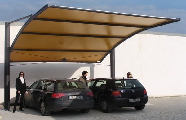 The distinct advantages of using vehicle parking shades