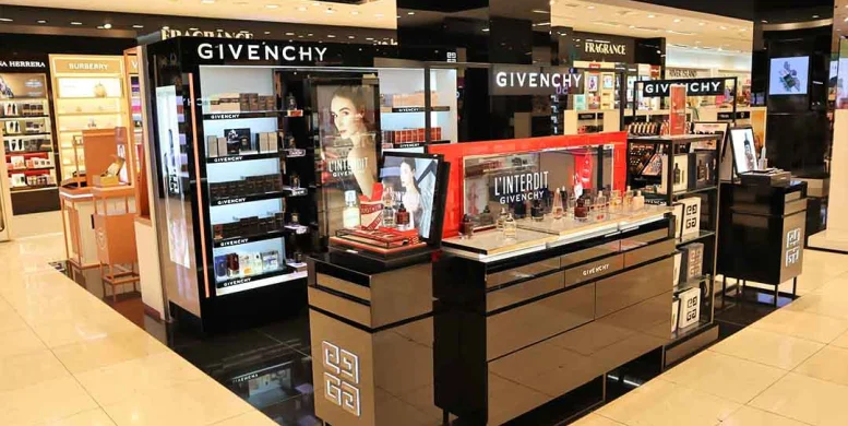 How To Use Digital Kiosks As Interactive Display Stands